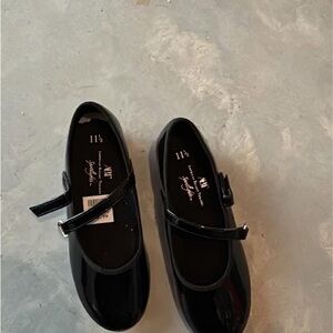 Girls black tap shoes - Like new!